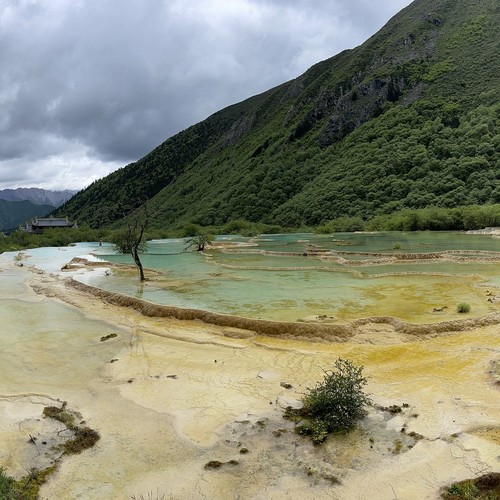 Huanglong travertine terraces